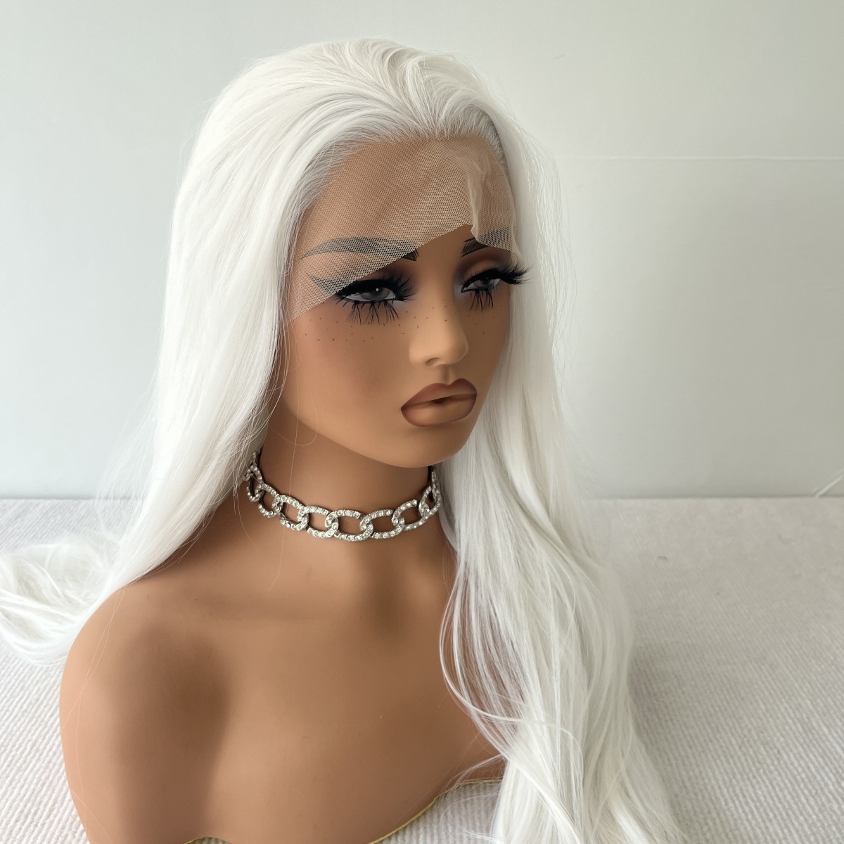 SKU:WHITES view 3